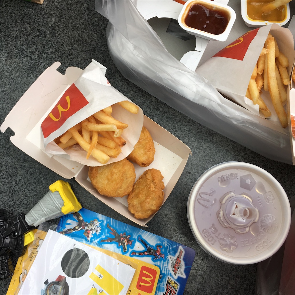 第二子 36週4日 今日の献立とマックのハッピーセット とんとんと