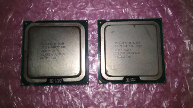 古いデスクトップパソコンEPSON AT970のCPUをCore 2 Duo E8600に交換 