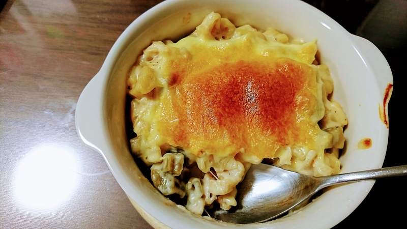 マカロニグラタン ちょっと節穴