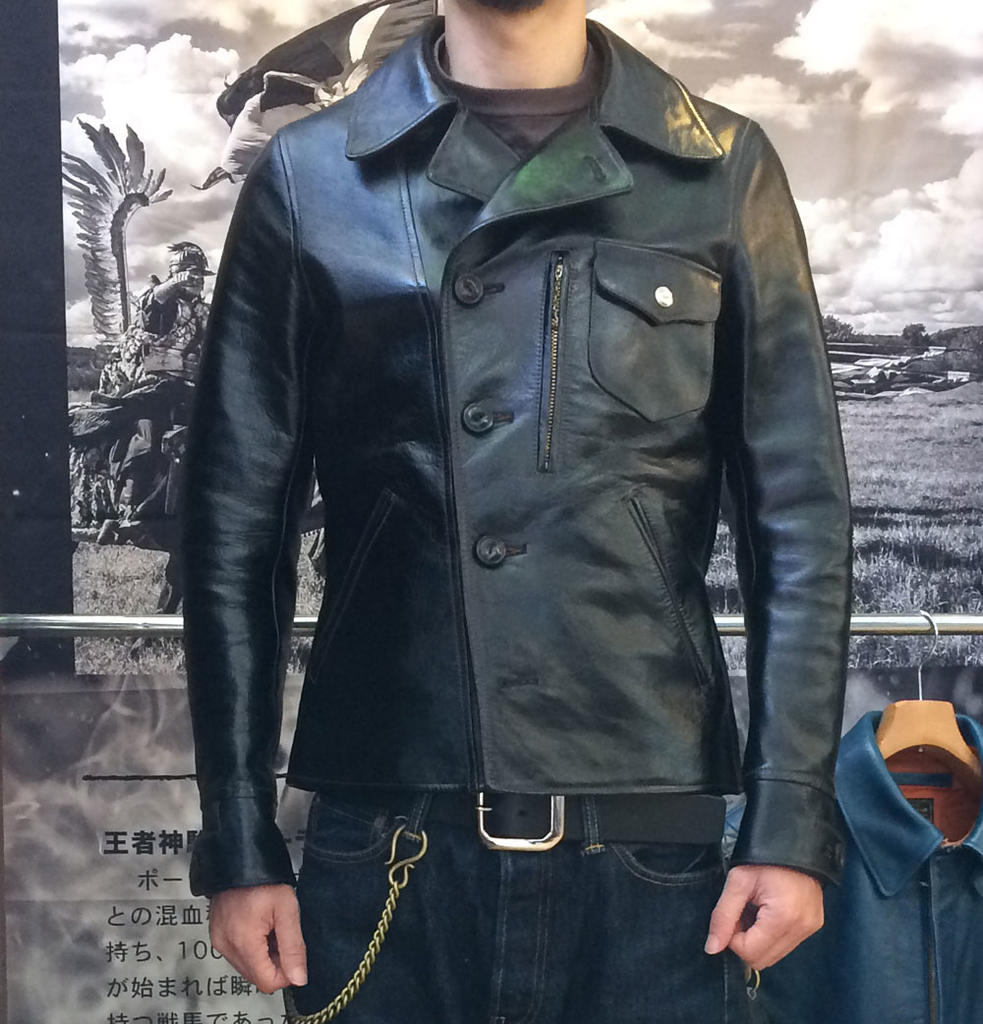 ダブルヘリックス/DOUBLE HELIX ブランド名を連想させるモデル