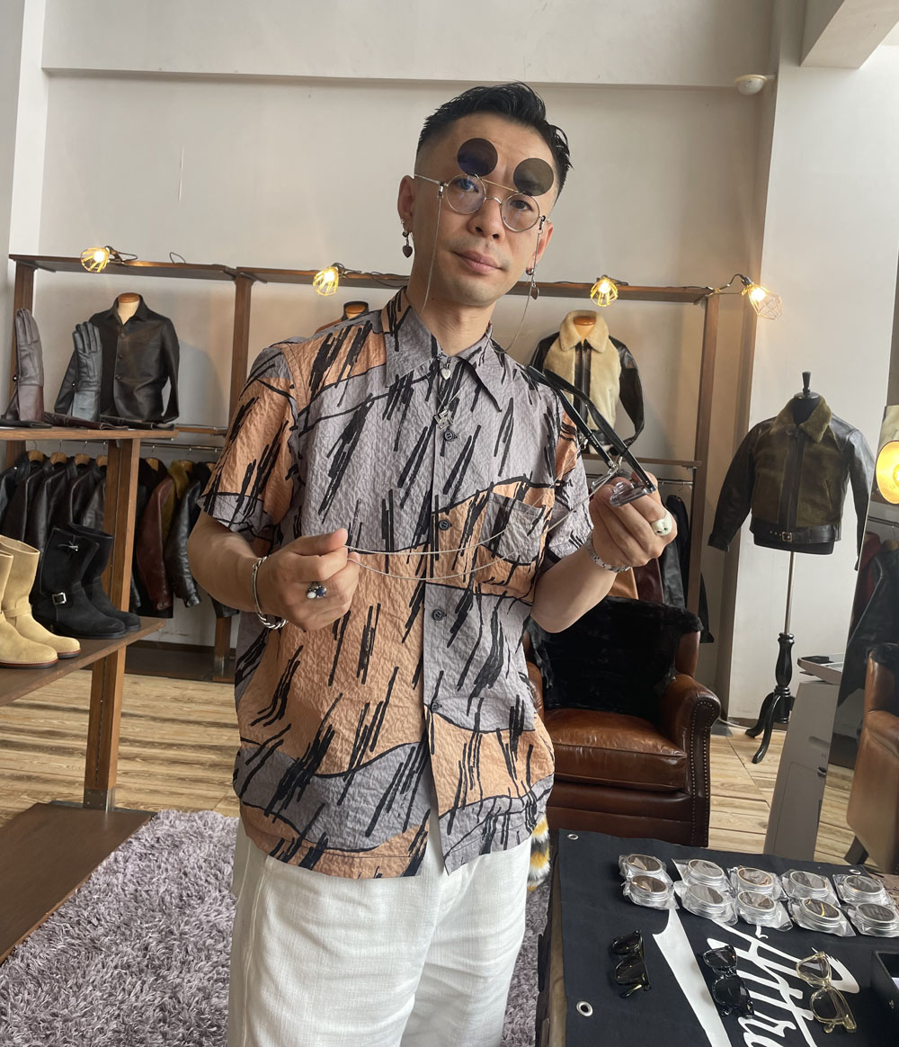 ATTRACTIONS 提案サングラスのブランド EYEWEAR / アイウェア より