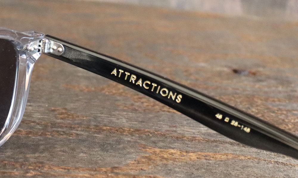 ATTRACTIONS サングラス JONES ジョーンズ ATTRACTIONS 提案サングラスのブランド EYEWEAR / アイウェア より