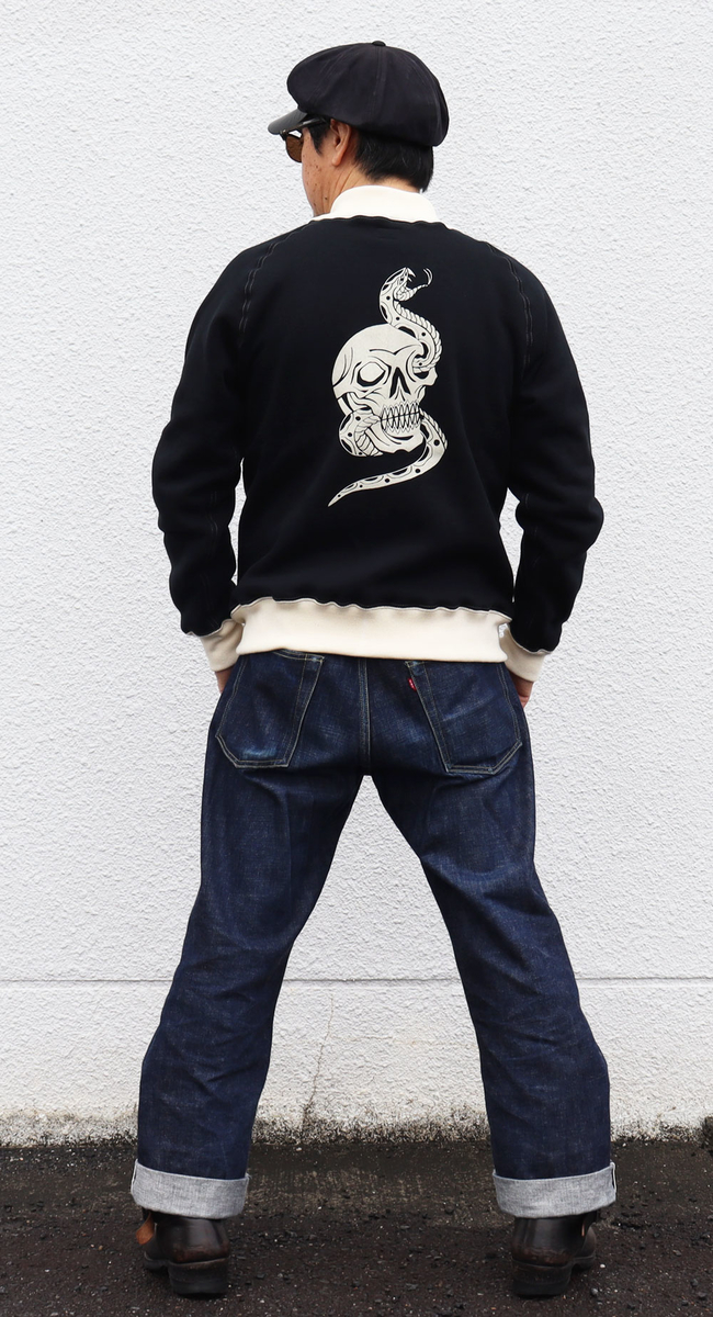 CUSHMAN / クッシュマン Cool Tattoing MASATO 氏によるスカルスネーク