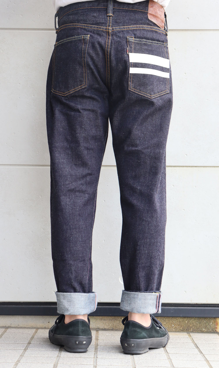 MOMOTAROJEANS / 桃太郎ジーンズよりスニーカーやサンダルと相性