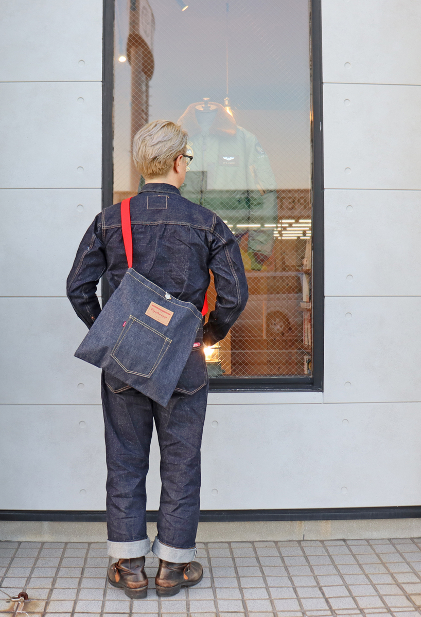 CUSHMAN トートバッグ 普段使いできるバッグ CUSHMAN クッシュマン より、13.5ozデニムを使用