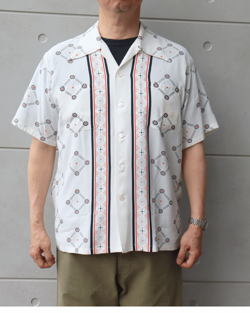 SUN SURF サンサーフ デューク・カハナモクのスペシャルなアロハシャツ