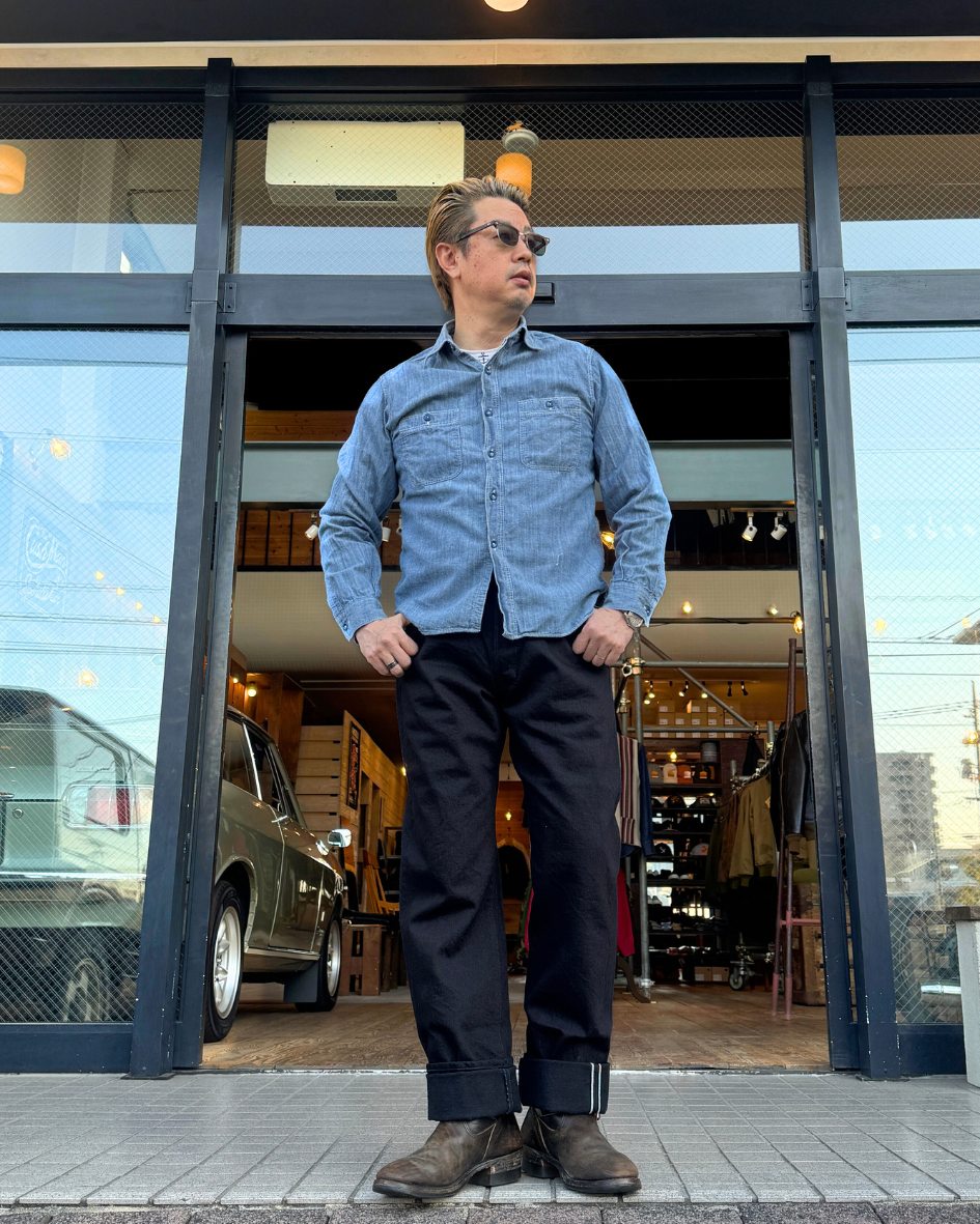 SAMURAI JEANS サムライジーンズ より 黒から青へ移り変わる 蒼刀影