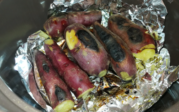 無加水鍋を使って弱火1時間弱でホクホク ねっとりの美味しい焼き芋ができる 斗比主閲子の姑日記