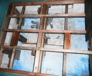 自宅の風呂場をｄｉｙで造る４ 排水管の接続と浴室壁 森の中楽給幸足生活