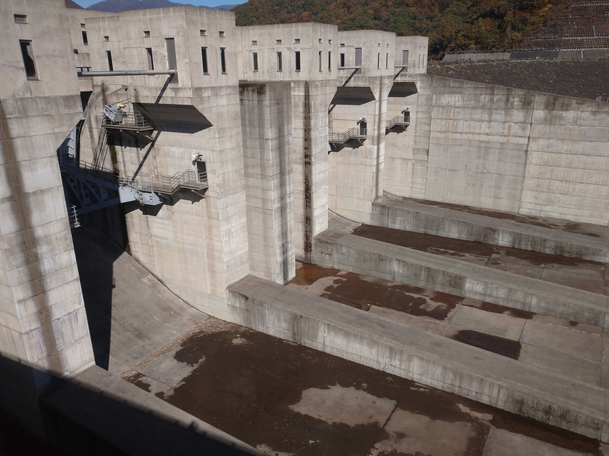 ヨシオカ】徳山ダム ダムカード 建設中 徳山ダム：水資源機構