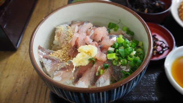 なぜ海鮮丼は安いのでしょうか?