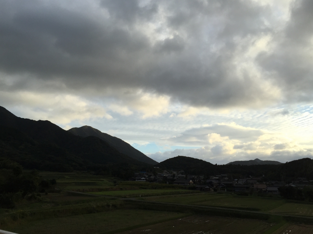 f:id:toru1012:20161023172349j:plain f:id:toru1012:20161023172349j:plain