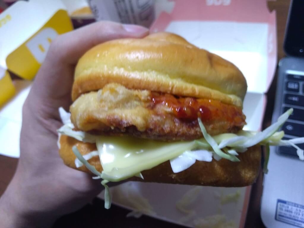 マクドナルドのチキンタレタ