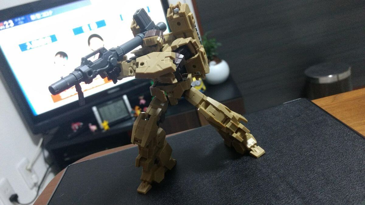 30MM eEXM-17 アルト(陸戦仕様)[ブラウン] 1/144スケール 色分け済みプラモデル