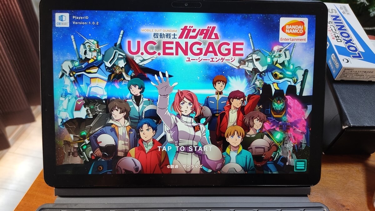 ChromebookでAndroidゲームアプリ「機動戦士ガンダムUCE」を起動