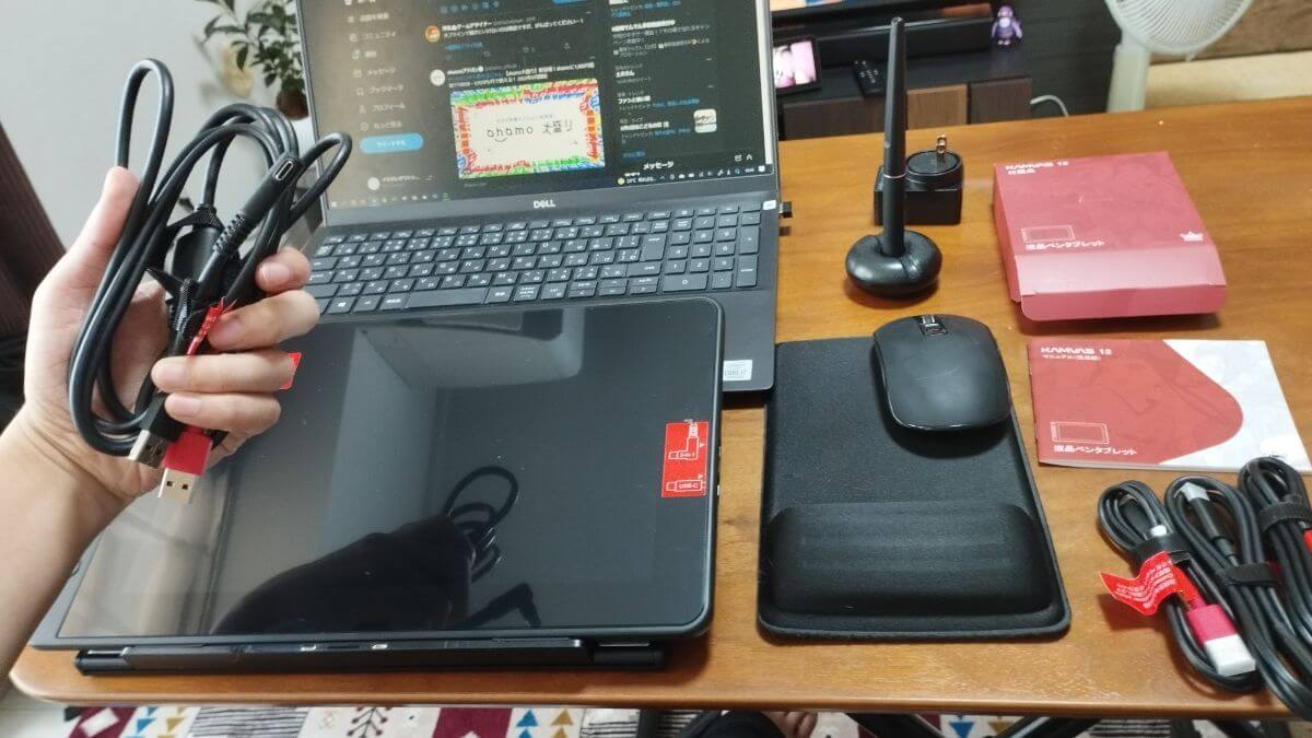 Kamvas12の3-in-1ケーブル