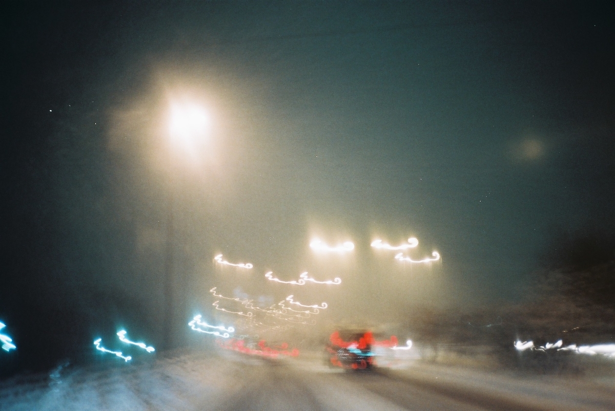 BLURというタイトルをつけたブレを活かしたフィルム写真