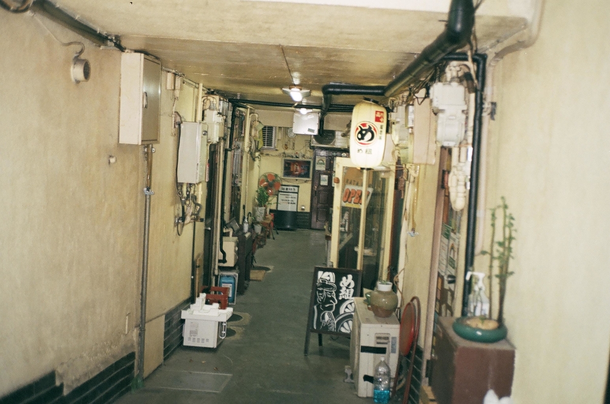 北アルプス縦走前に高円寺で撮影した街の写真