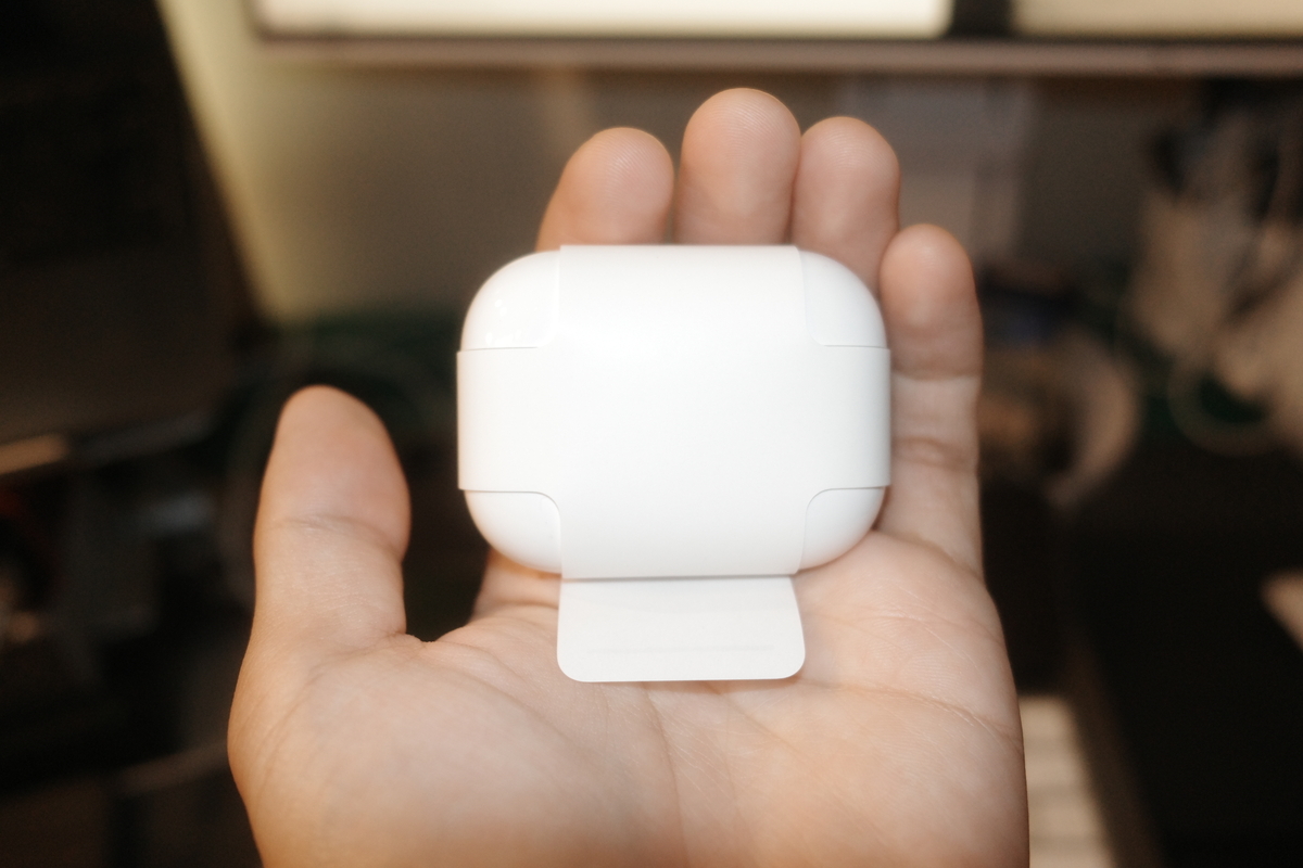 AirPods Pro ホワイト 故障あり AirPods Pro 3からノイズが出たのでAppleサポートに電話してみた｜修理