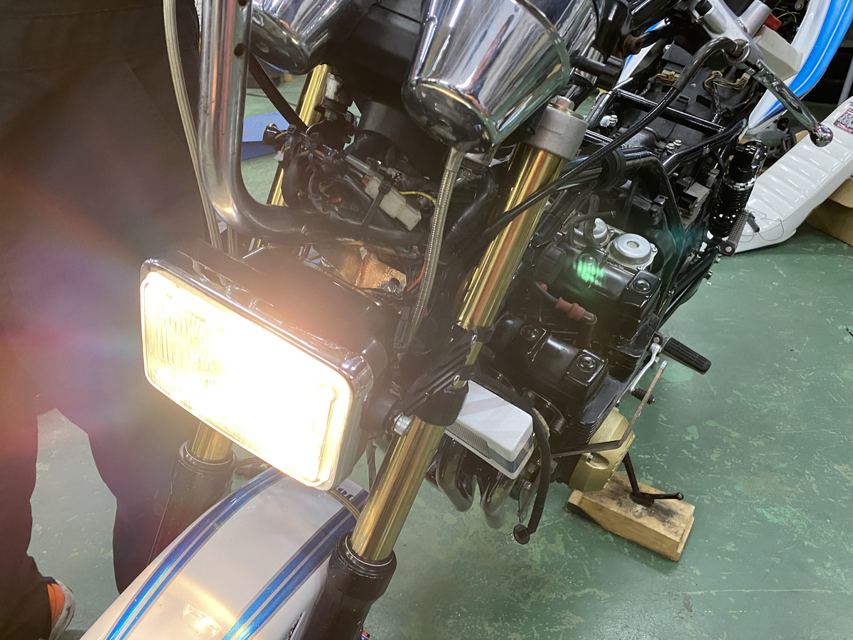XJR400 4HM ヘッドライト一式 Amazon | XJR400/XJR400S/XJR400R/R2(4HM/RH02J)用 マルチ