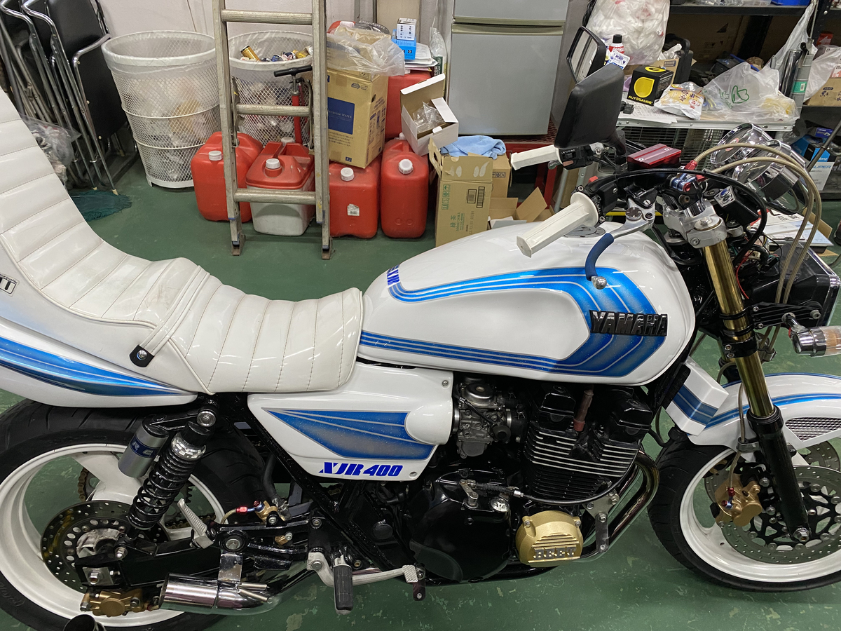 xjr400の仮ナンバーで車検を取ってきました。