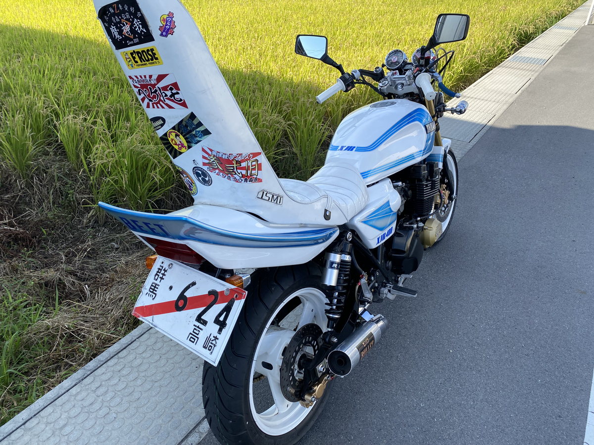 xjr400初期型4HMの仮ナンバーから車検を受けて来ました。