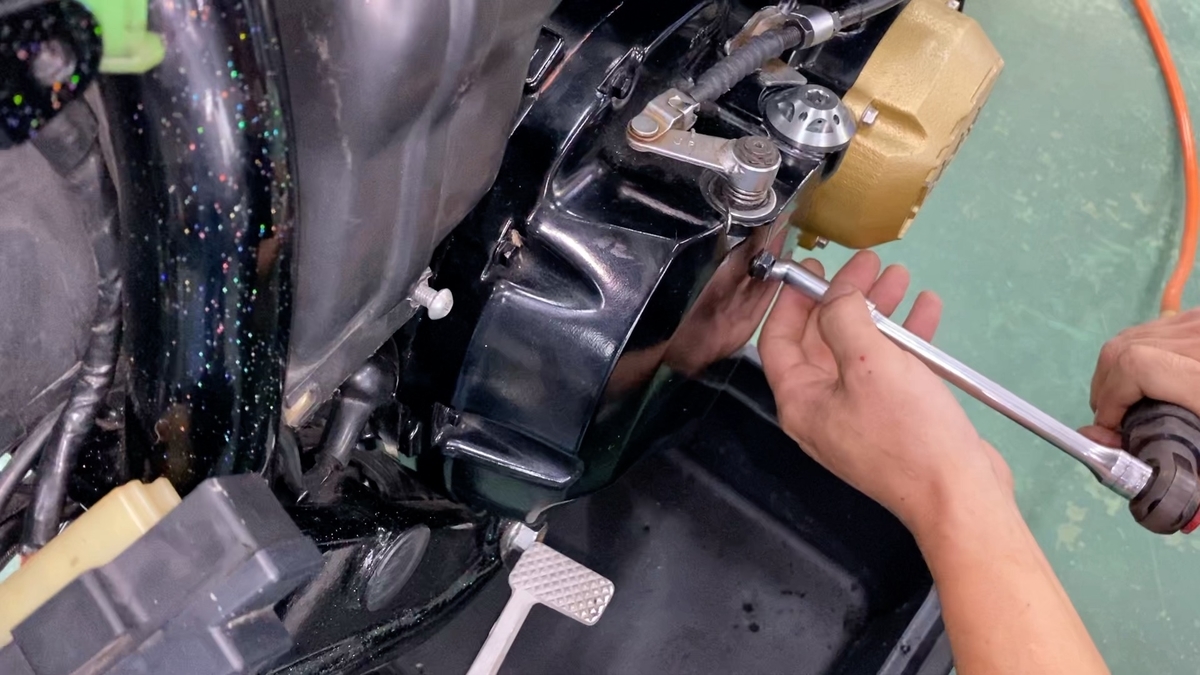 xjr400初期型4hmの純正クラッチオーバーホールキットでクラッチのオーバーホールをする方法