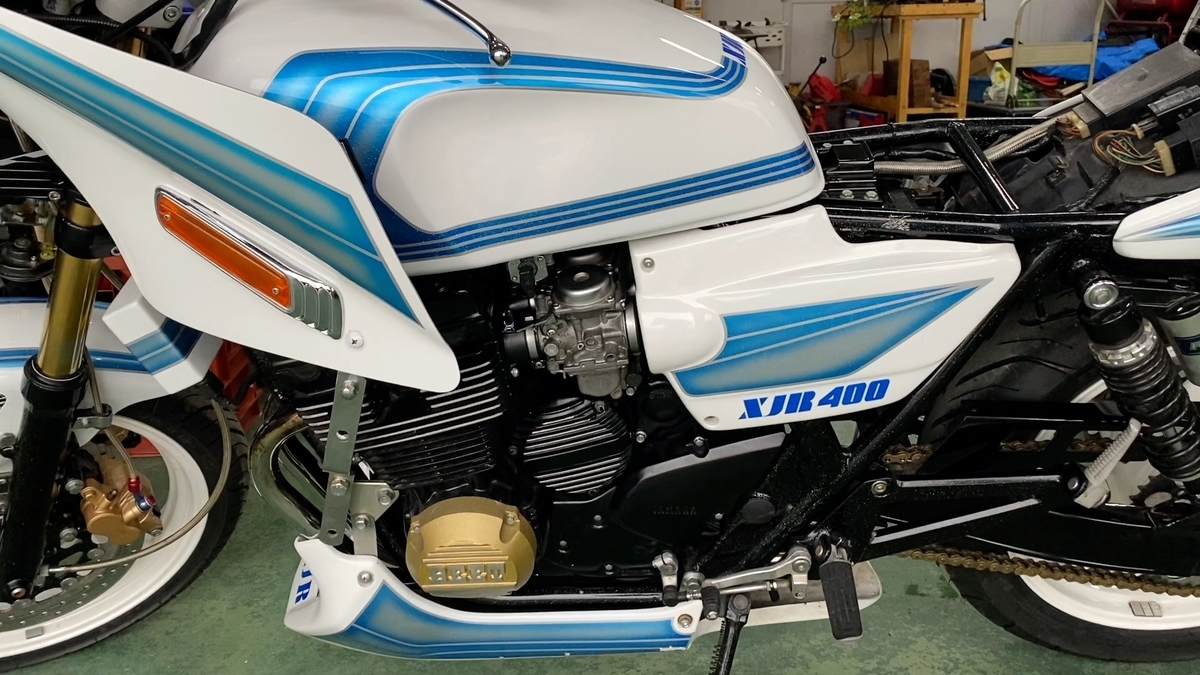 予備タンク(リザーブタンク)の位置や変え方 xjr400 - Toshiの 予備タンク(リザーブタンク)の位置や変え方 xjr400 - Toshiの