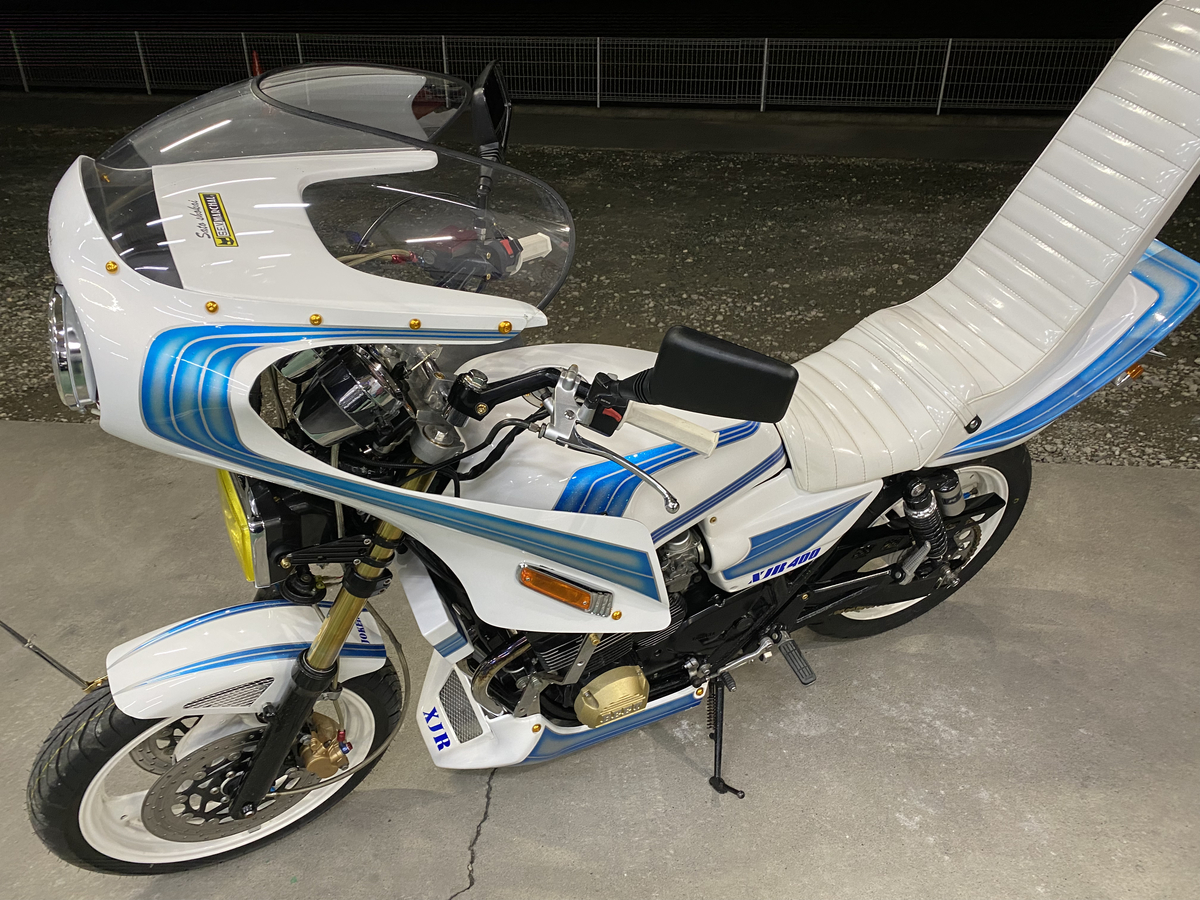 車屋によるxjr400の最終整備チェック