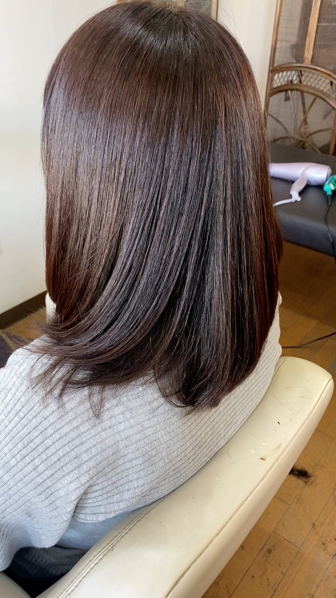【40代 ミディアム】手入れが楽でまとまるボブレイヤーにグラデーションカラー（白髪染め） #Shorts 