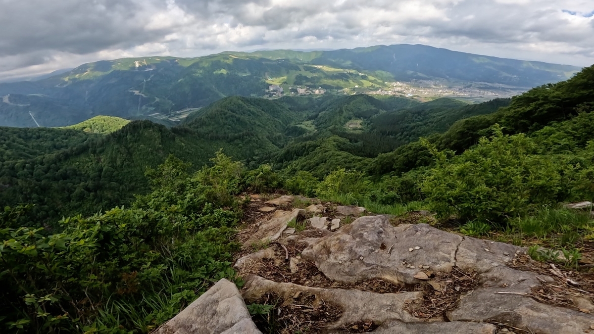 飯士山 負欠岩コース