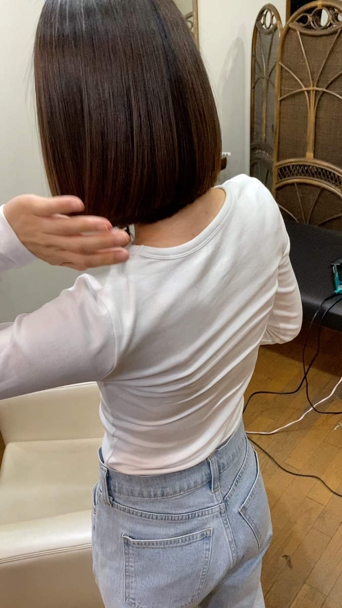 切りっぱなしボブに縮毛矯正かけたら、乾かすだけでこうなります Shorts Toshiの悪あがき【シーズン1】 切りっぱなしボブに縮毛矯正かけたら、乾かすだけでこうなります Shorts Toshiの悪あがき【シーズン1】