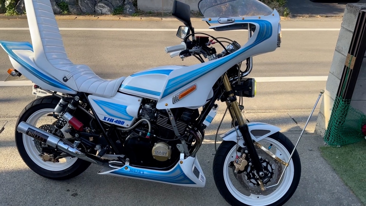 yamaha xjr600