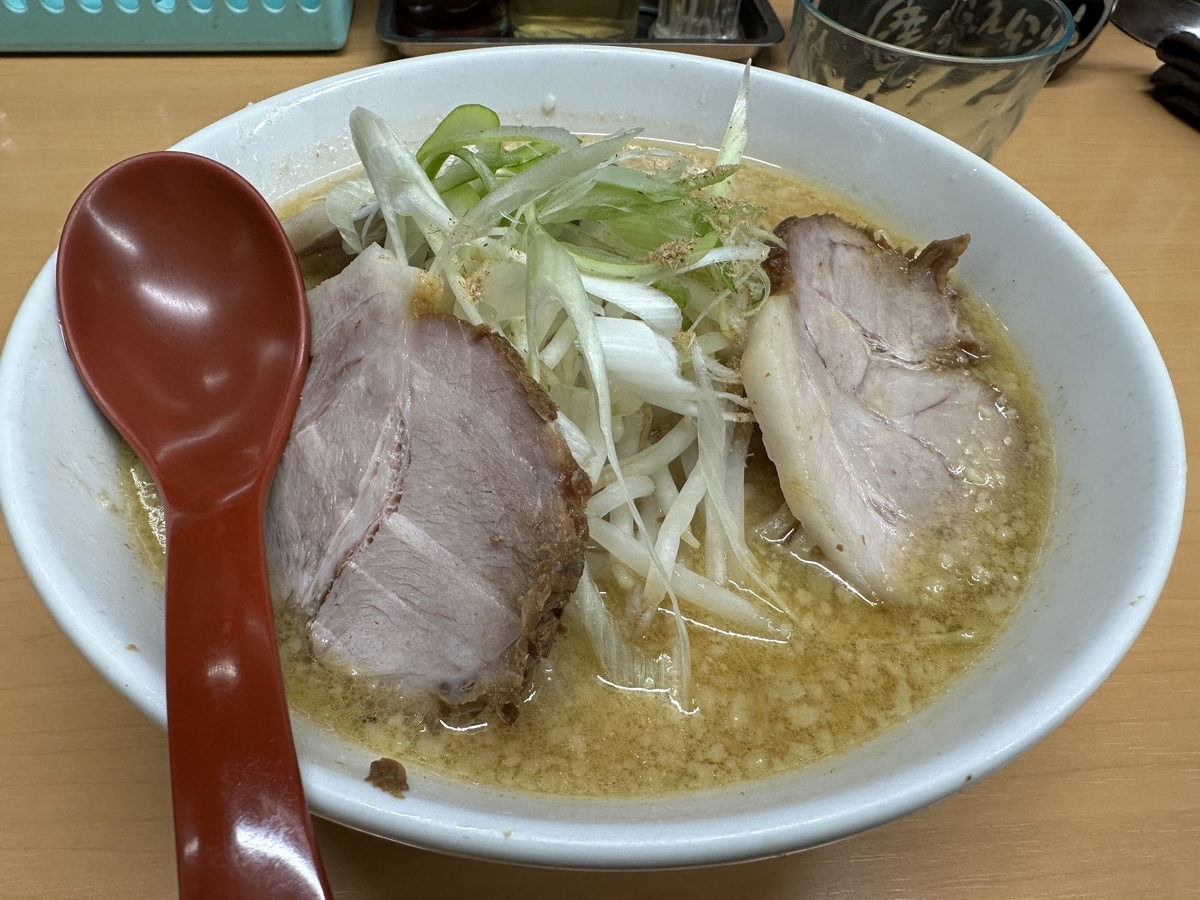 原点ラーメンの子豚ラーメン味噌