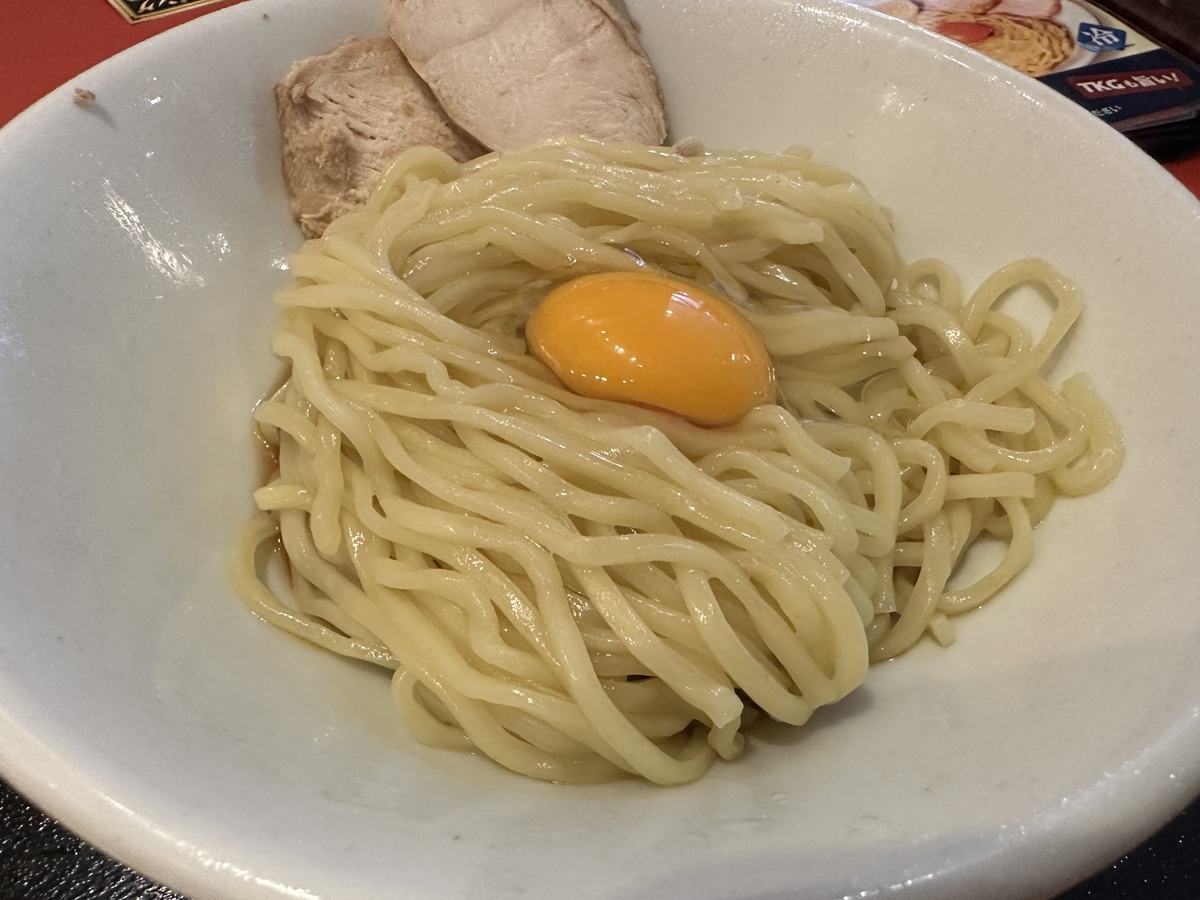 百年味噌ラーメンマルキン本舗の卵かけラーメン【TKM】