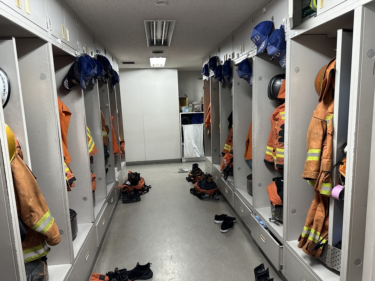 See Japanese fire stations and fire trucks up close!