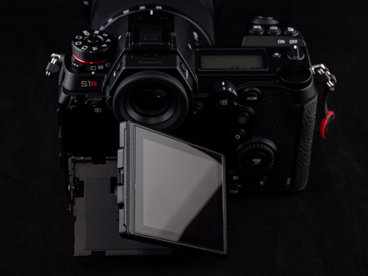 購入レビュー】LUMIX S1R 最高の描写と操作性のフルサイズミラー 購入レビュー】LUMIX S1R 最高の描写と操作性のフルサイズミラー