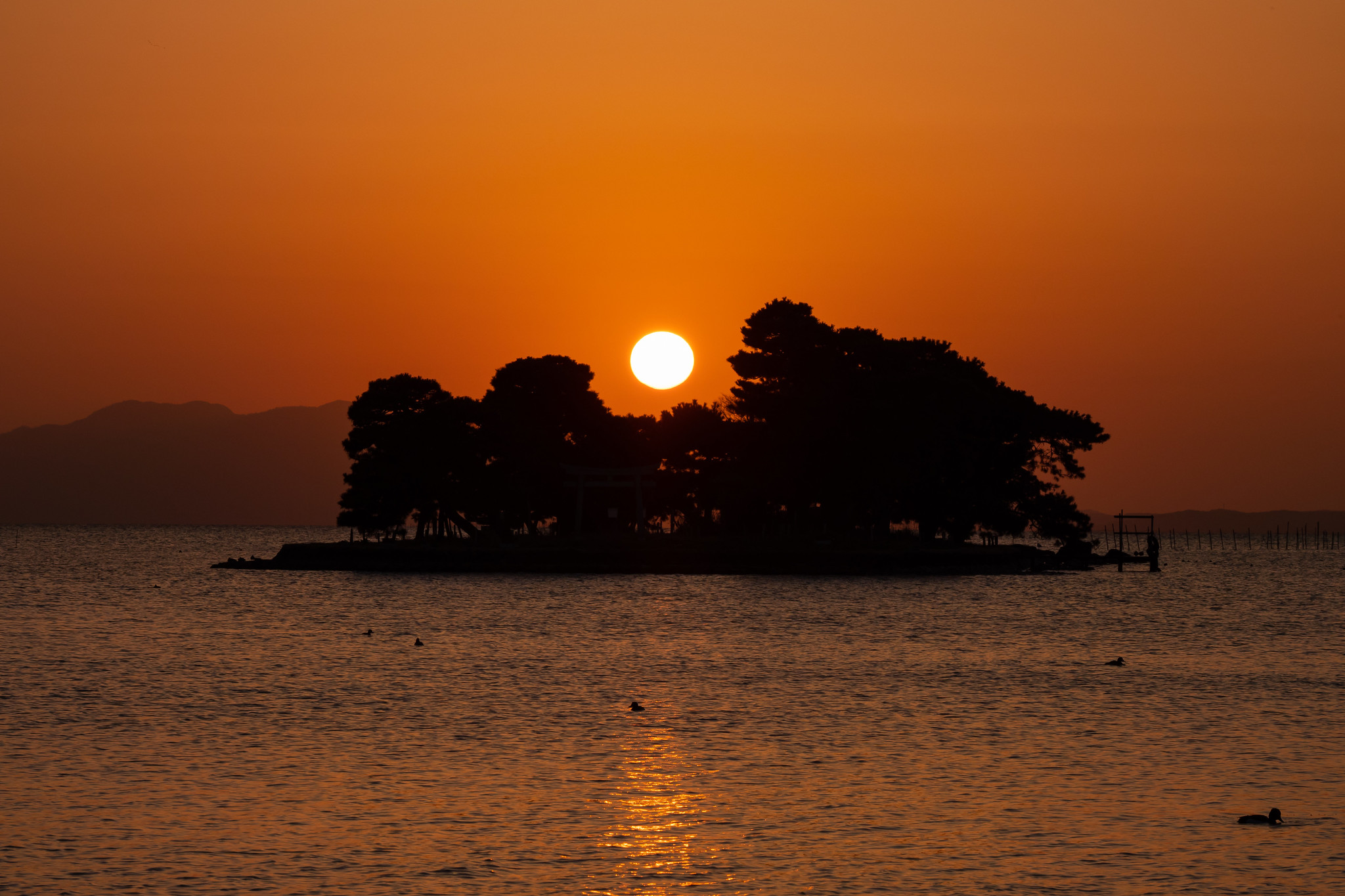 嫁ヶ島と夕日
