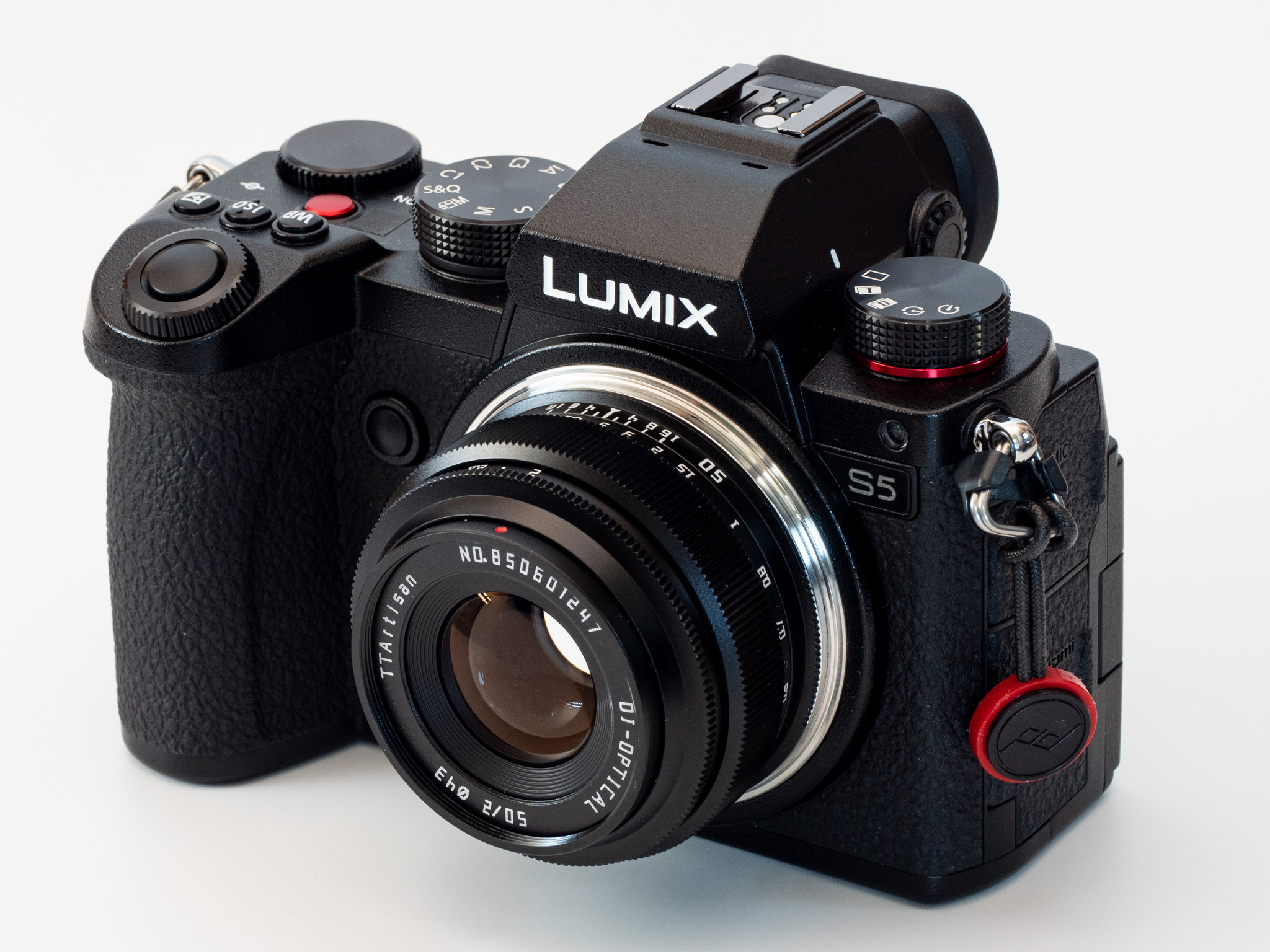 LUMIX S5