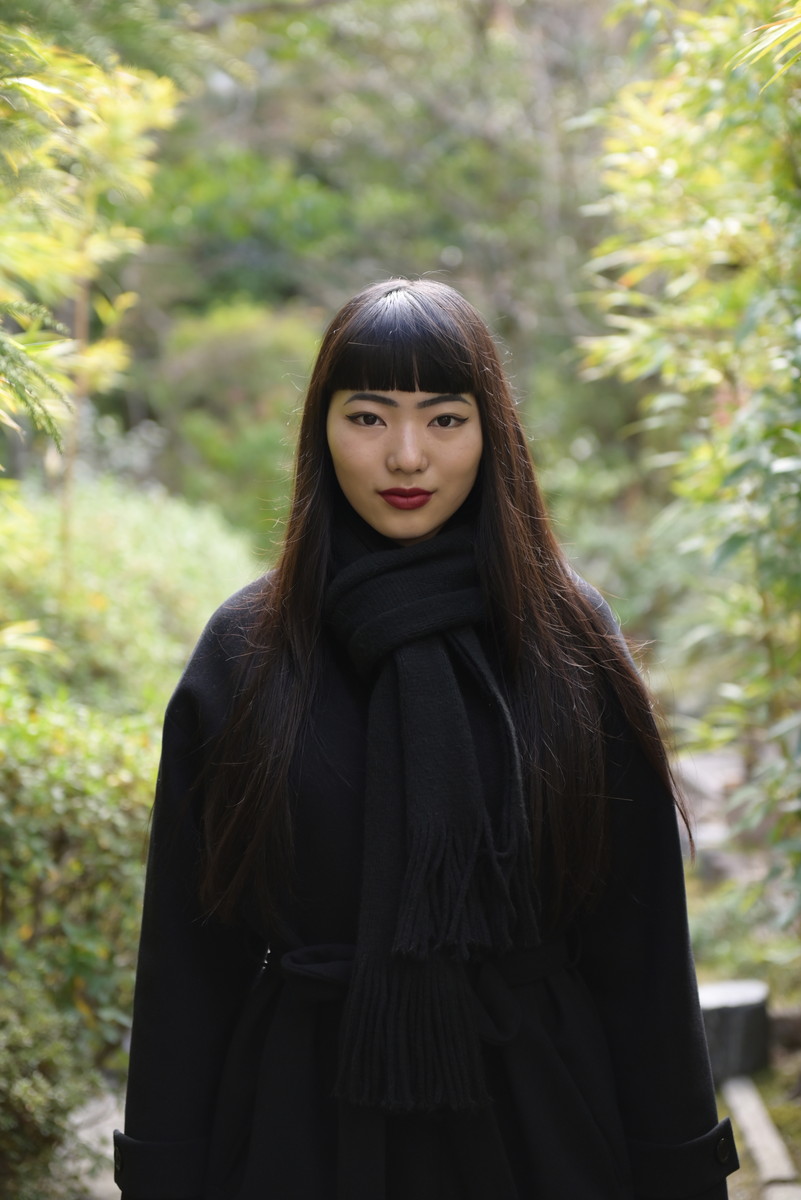 撮影衣類Lサイズ NIKKOR Z 24-70mm f/4 Sで黒衣のポートレート - Cobalt's Photolog