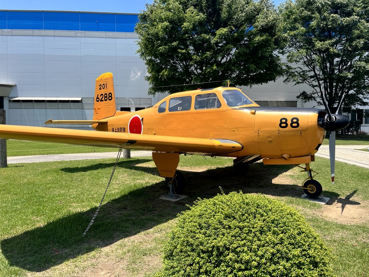 石川県立航空プラザ／飛行機、ヘリコプター、ジェット戦闘機を