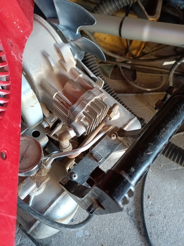 マキタに断られたコンプレッサー修理 - 大工道具屋のひとりごと マキタに断られたコンプレッサー修理 - 大工道具屋のひとりごと