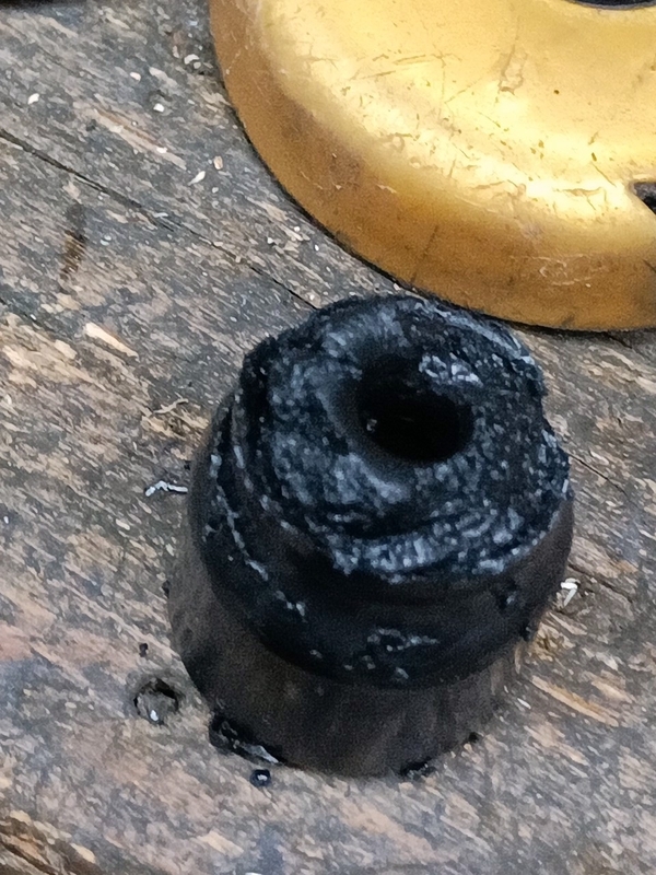 毎度「部品補給中止のため修理不可」の修理依頼 - 大工道具屋のひとりごと