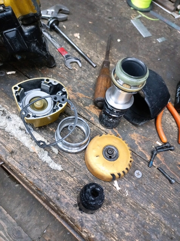 毎度「部品補給中止のため修理不可」の修理依頼 - 大工道具屋のひとりごと