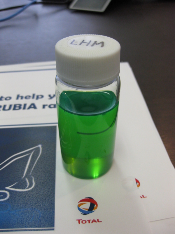 蛍光グリーンのスペシャルオイル - total_lub's diary