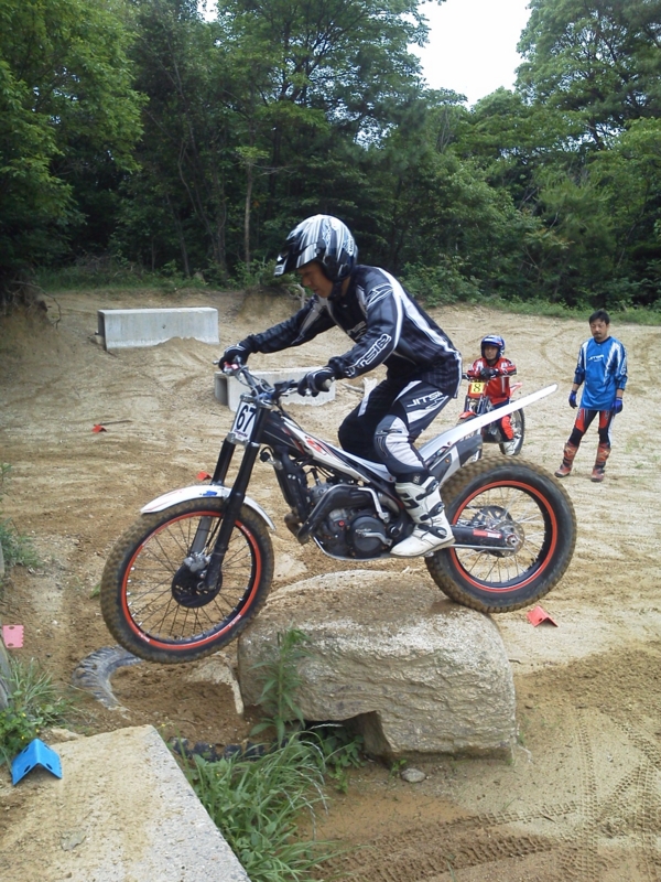 f:id:total_lub:20110612113139j:image:w400