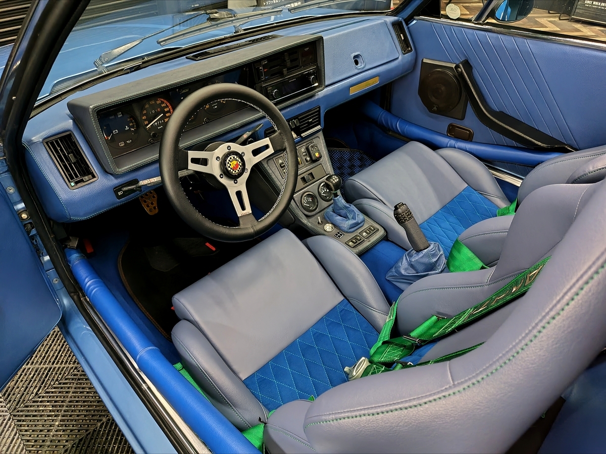 フィアット X1/9 ベルトーネ 内装補修＋車内ルームクリーニング＋レザーコーティング 札幌インポートプラスディーラー