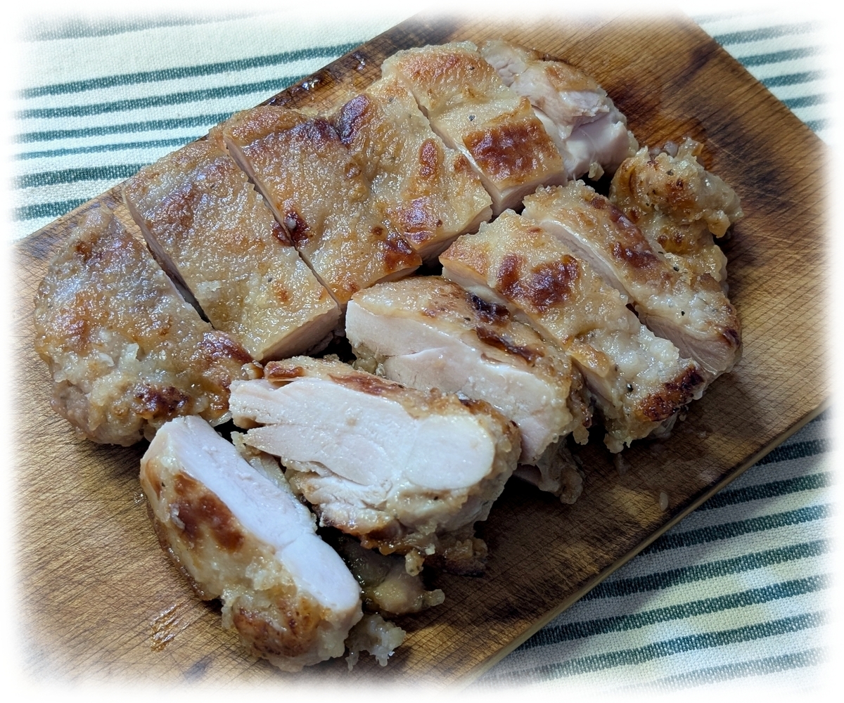 鶏もも肉の山賊焼き