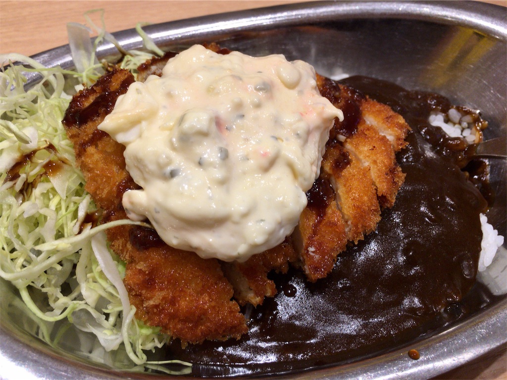 ゴーゴーカレー 金沢駅総本山 涙滴型宇宙艇