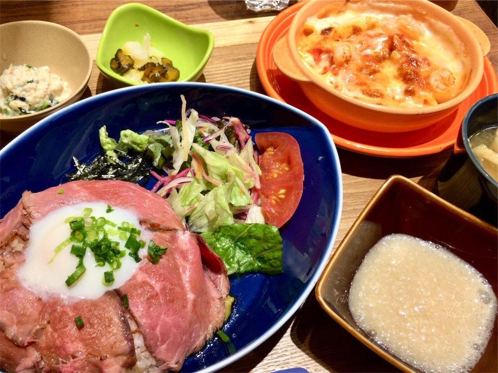 和ごはんとカフェ Chawan イオンモール新小松 涙滴型宇宙艇 和ごはんとカフェ Chawan イオンモール新小松 涙滴型宇宙艇